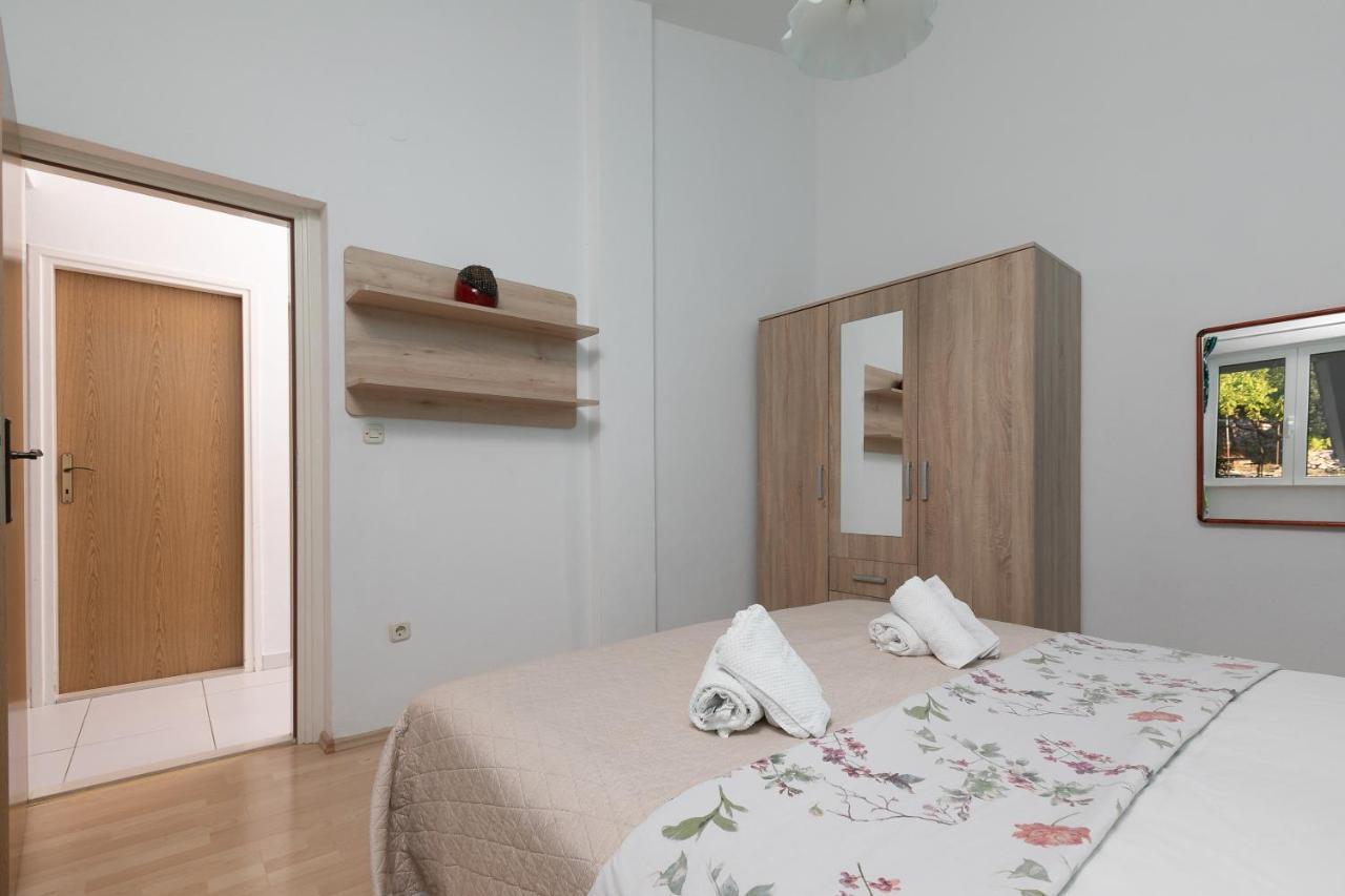 Apartment By The Sea Podgora Buitenkant foto