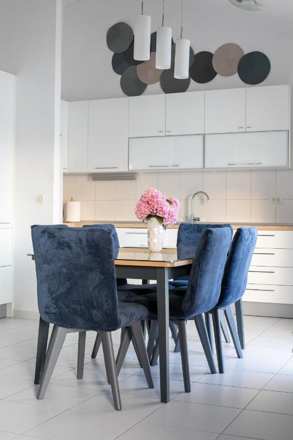 Apartment By The Sea Podgora Buitenkant foto